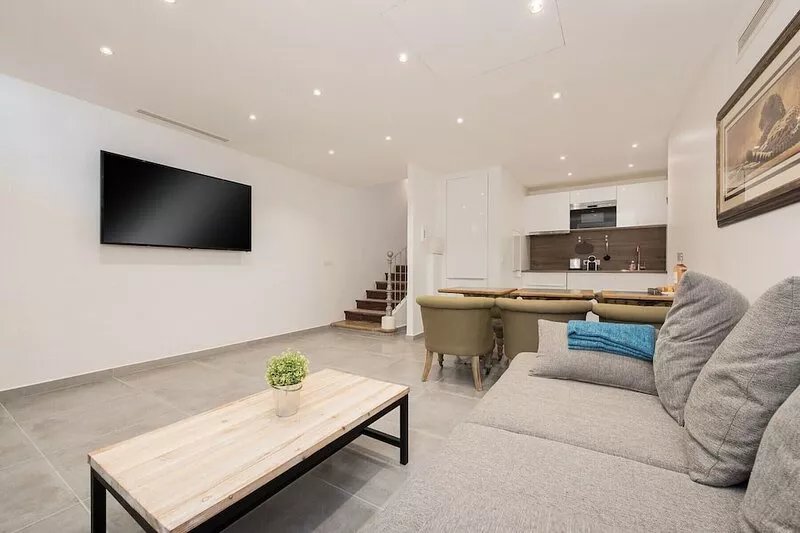 Superb house - 2 min from Palais - 1 min from the beach and Croisette