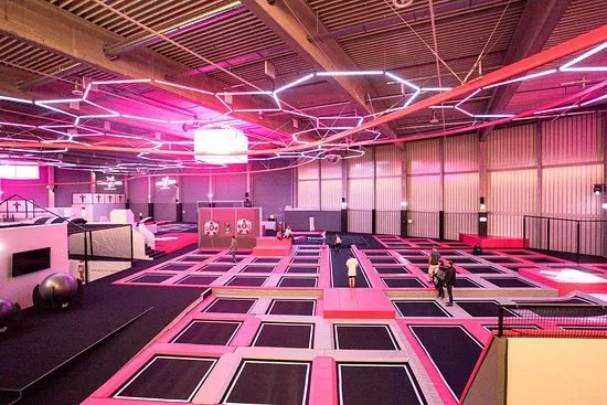 SPRUNG.RAUM Trampolinpark