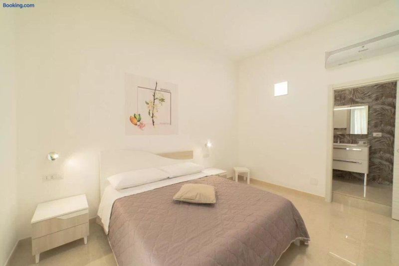 B&B Mandorlo Bianco