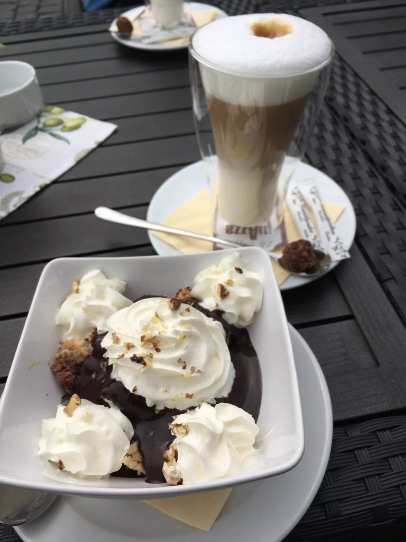 Cafe Piazza