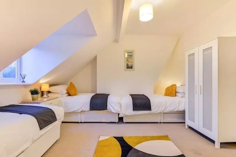 Stylish Comfy Apartment near Sea by Urban Hazelnut