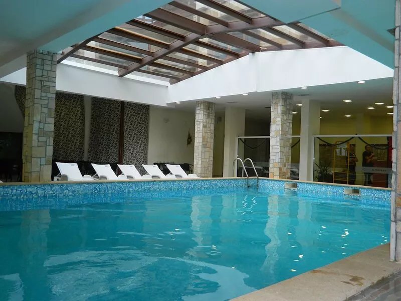 Modern Complex With Spa Facilities, 5 Minutes walk to Gondola