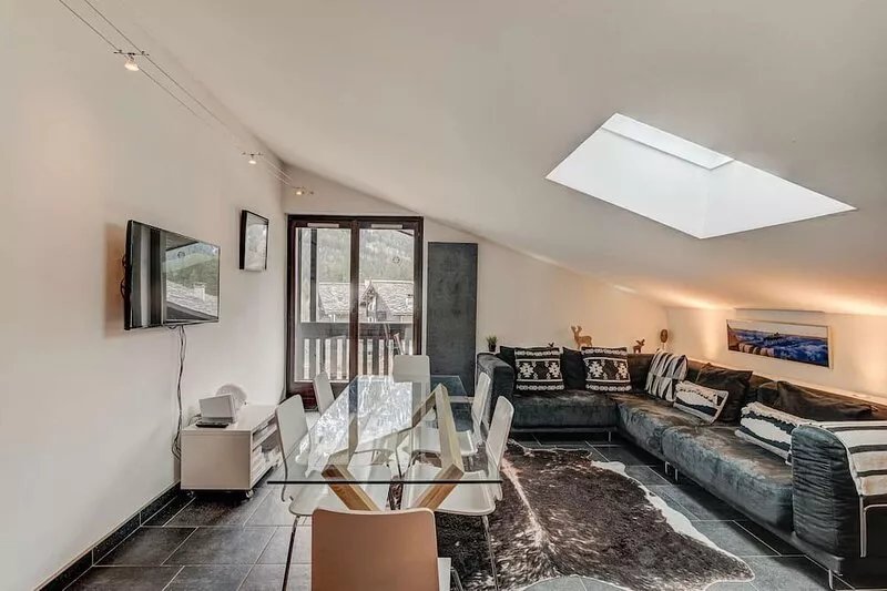 Apartment Les Drus - Alpes Travel - Central Chamonix (sleeps 6)