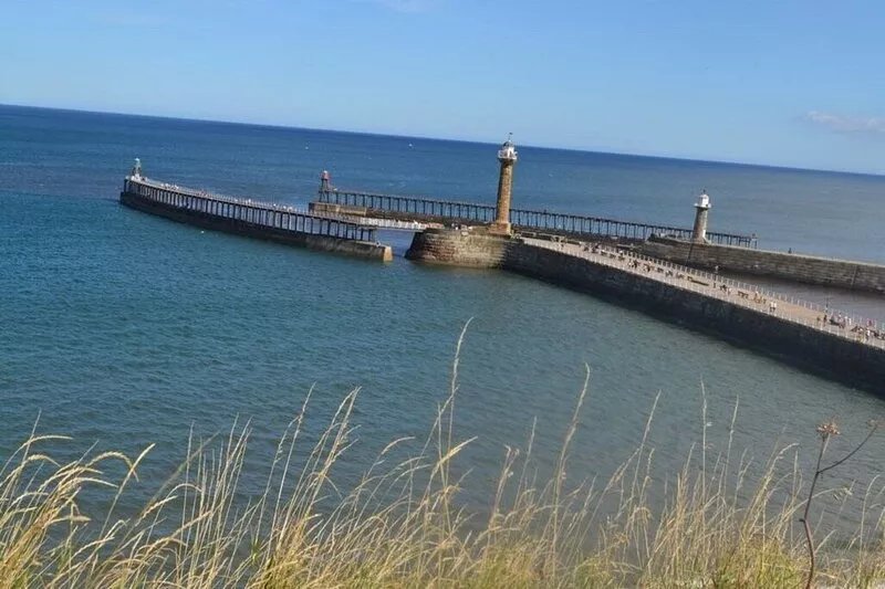 Rainbow Cottage - A home from home in the heart of Whitby