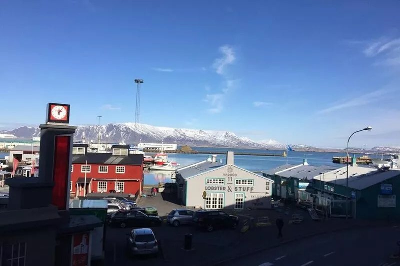 Apartment with Ocean View, Downtown Reykjavik