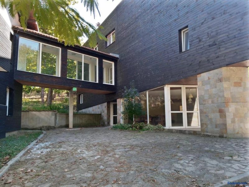 Chekrka Family Hotel