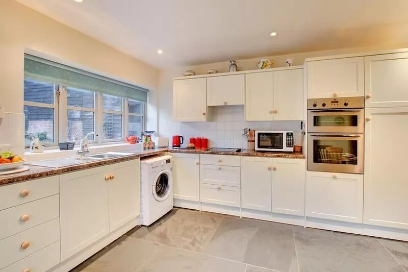 Pandy Barn - Two Bedroom House, Sleeps 4