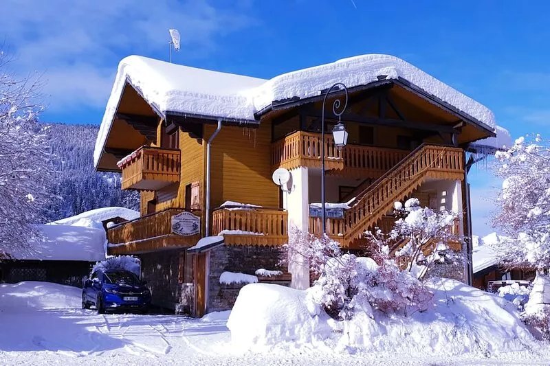 2-room apartment Châtel, with parking, 350m from the slopes (Portes du Soleil)