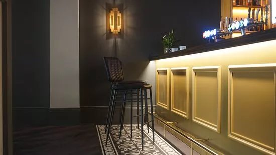 Bar 23