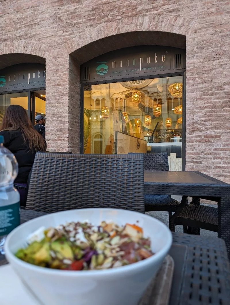 Mano Poke I Hawaiian Restaurant I Modena