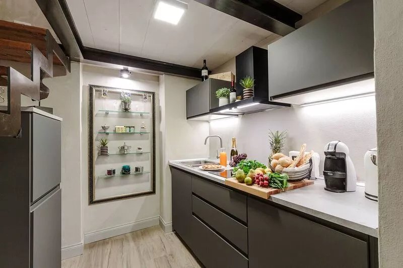 PAOLO GUINIGI Smart Apartment Suite inside Lucca