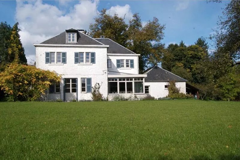 Charmante villa idéalement située au coeur de la région Famenne-Ardenne.