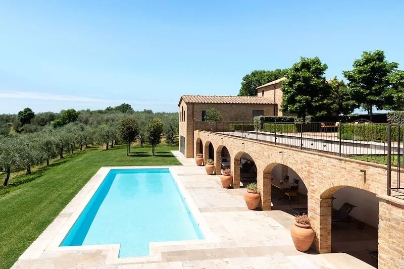 Recently restored Villa in Tuscany, sleeps 12, sw.pool, big garden, olive grove.