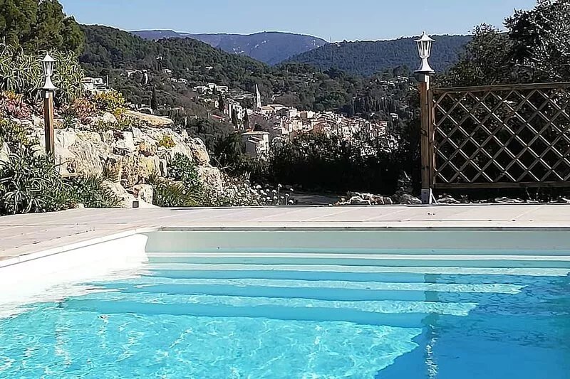Charming country house in Provence. Belvedere overlooking olive hill- Private