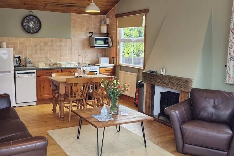 2 bedroom accommodation in Staithes, near Whitby
