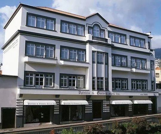Bordado Madeira - Patricio & Gouveia
