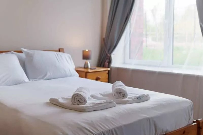 Bright 1 Bed Manchester Flat - Sleeps 3