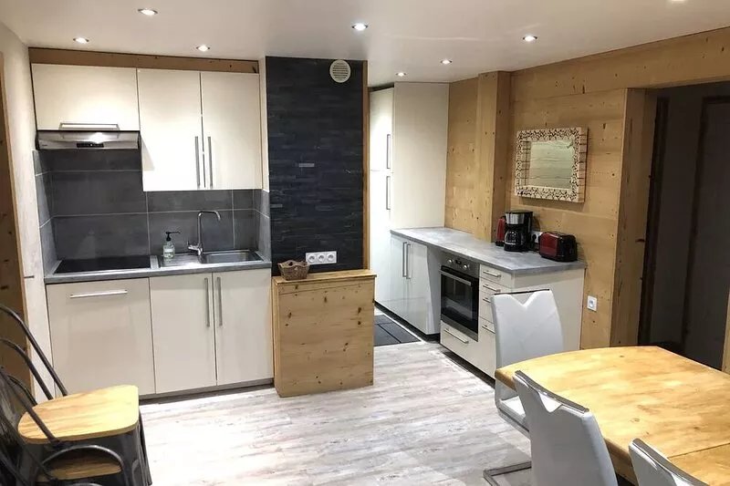 VAL THORENS APARTMENT FOR 10 PEOPLE FULLY RENOVATED