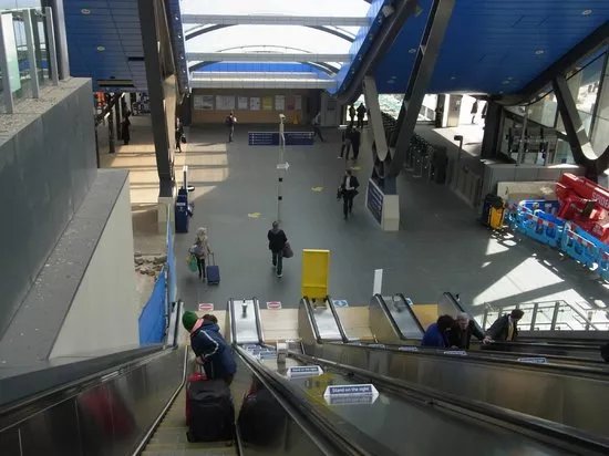Reading Station