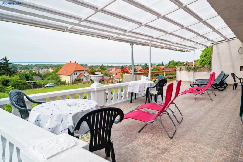 Nosztalgia Balaton Apartmanhaz