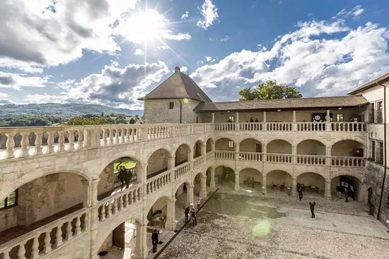 Chateau De Clermont