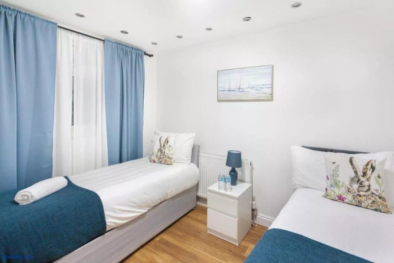 Holloway Budget Apartment