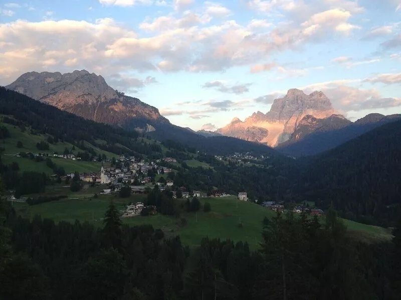 Living the tradition in the heart of the Dolomites UNESCO, hiking & ski