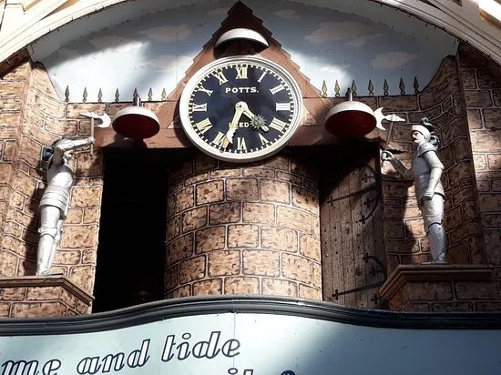 Grand Arcade