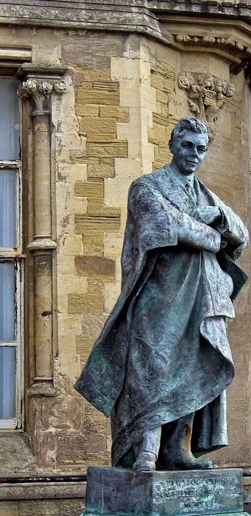 Statue of Edward VIII