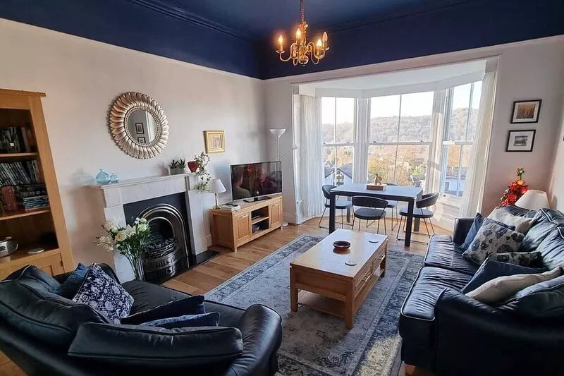 Comfortable First Floor Apartment
