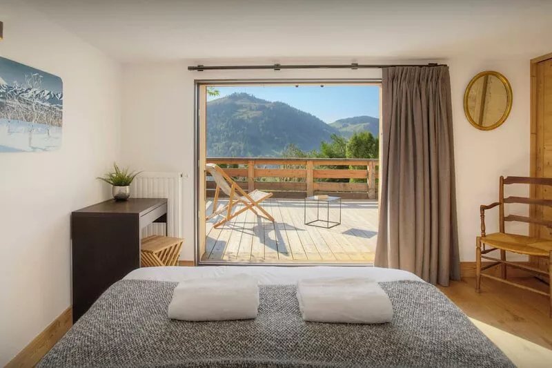 Chalet Zamaro - modern ski-in ski-out for 12 in La Clusaz - OVO Network