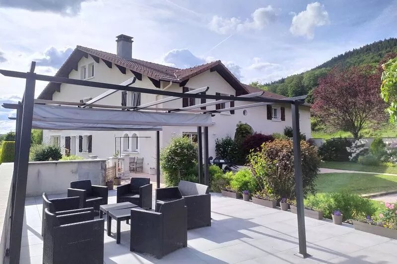 Large gîte for 14 people in Saint Etienne les Remiremont - VOSGES