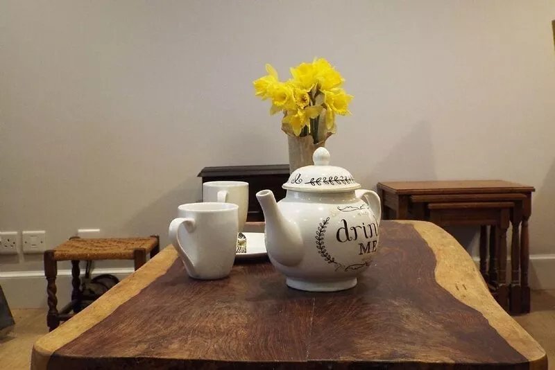 Enjoy the fantastic river views from Rosybank Cottage, with in 2 bedrooms each