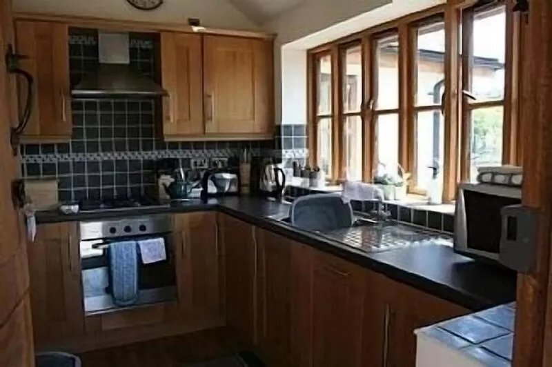Lovely 5* Converted Barn In Private And Convenient Location To Coast & Mountains