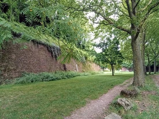 Parc De La Citadelle