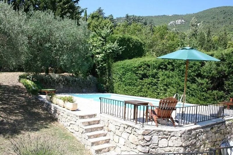 Exceptional Provençal Bastide with private pool and garden in medieval town