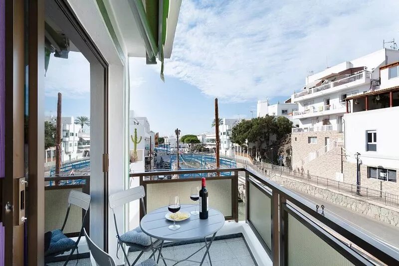 Vacation Apartment 'Apartamento Los Angeles 3' with Sea View, Shared Terrace