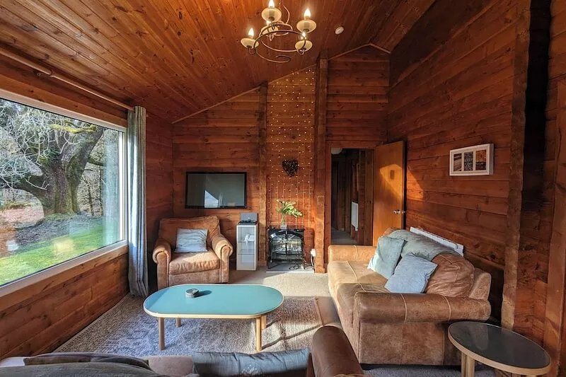 Stylish, Comfy & Cosy log cabin in National Park, dogs & families welcome!