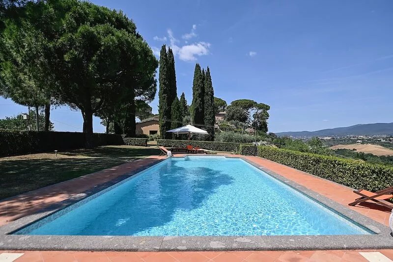 Tenuta Santa Cristina - Exclusive Villa with Private Pool and Tennis near Rome