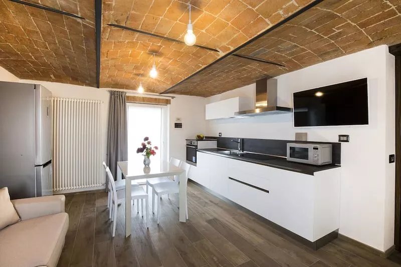 LUXURY COUNTRY HOUSE ALBA MANGO LANGHE