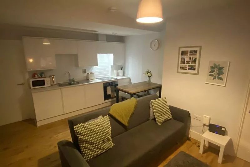 kent luxury home from home