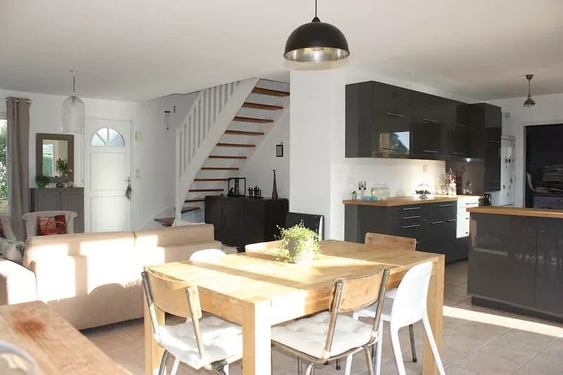 Family house in Dinard with garden 700m from the beach