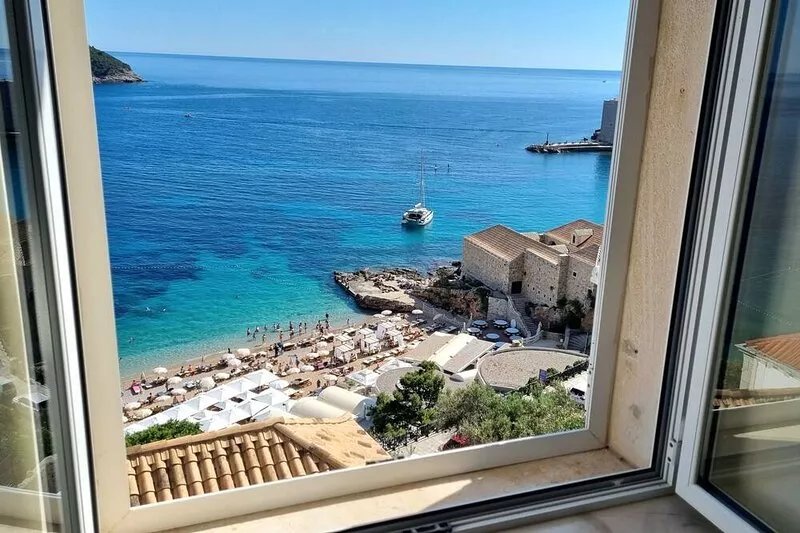 *Apartment Primavera with stunning views of Old Town and sea