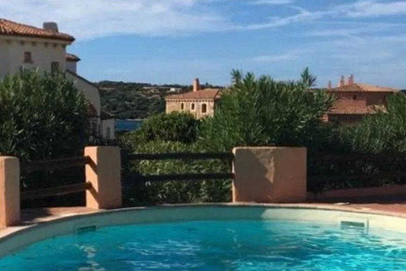 Beautiful, bright apartment with unique terrace directly in Porto Cervo