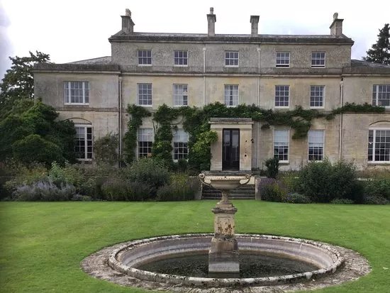 Hardwicke Court