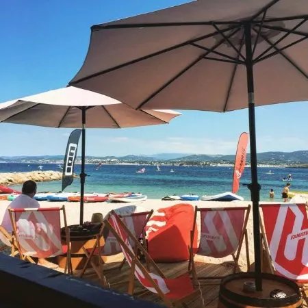La Cahute Ecole de Windsurf et Stand Up Paddle