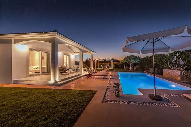 Villa Evanna Offers You The Luxury And Peace That You Deserve!