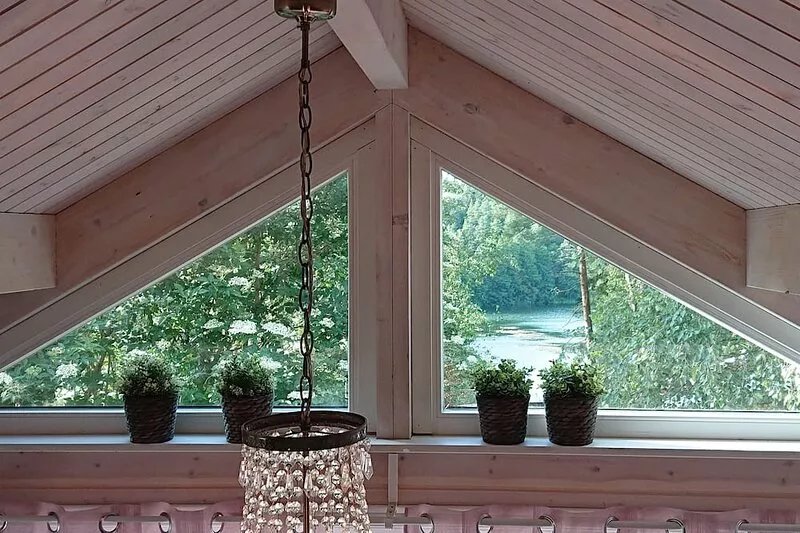 Guest house with lake view, close to Stockholm, Sweden
