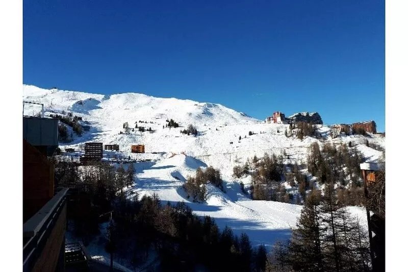 Plagne center, 50m from the slopes, sleeps 4 new residence Les Lodges 1970
