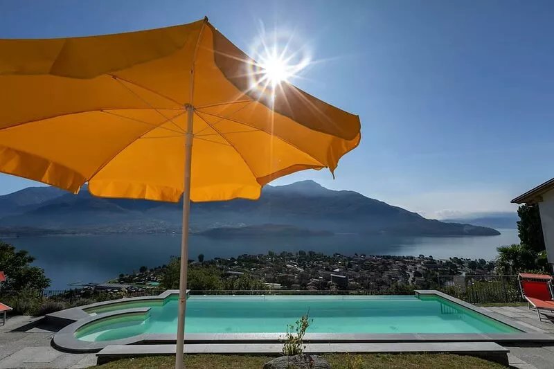 Lake Como - La Collinetta - Girasole
